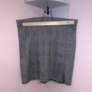 Altrd state skirt